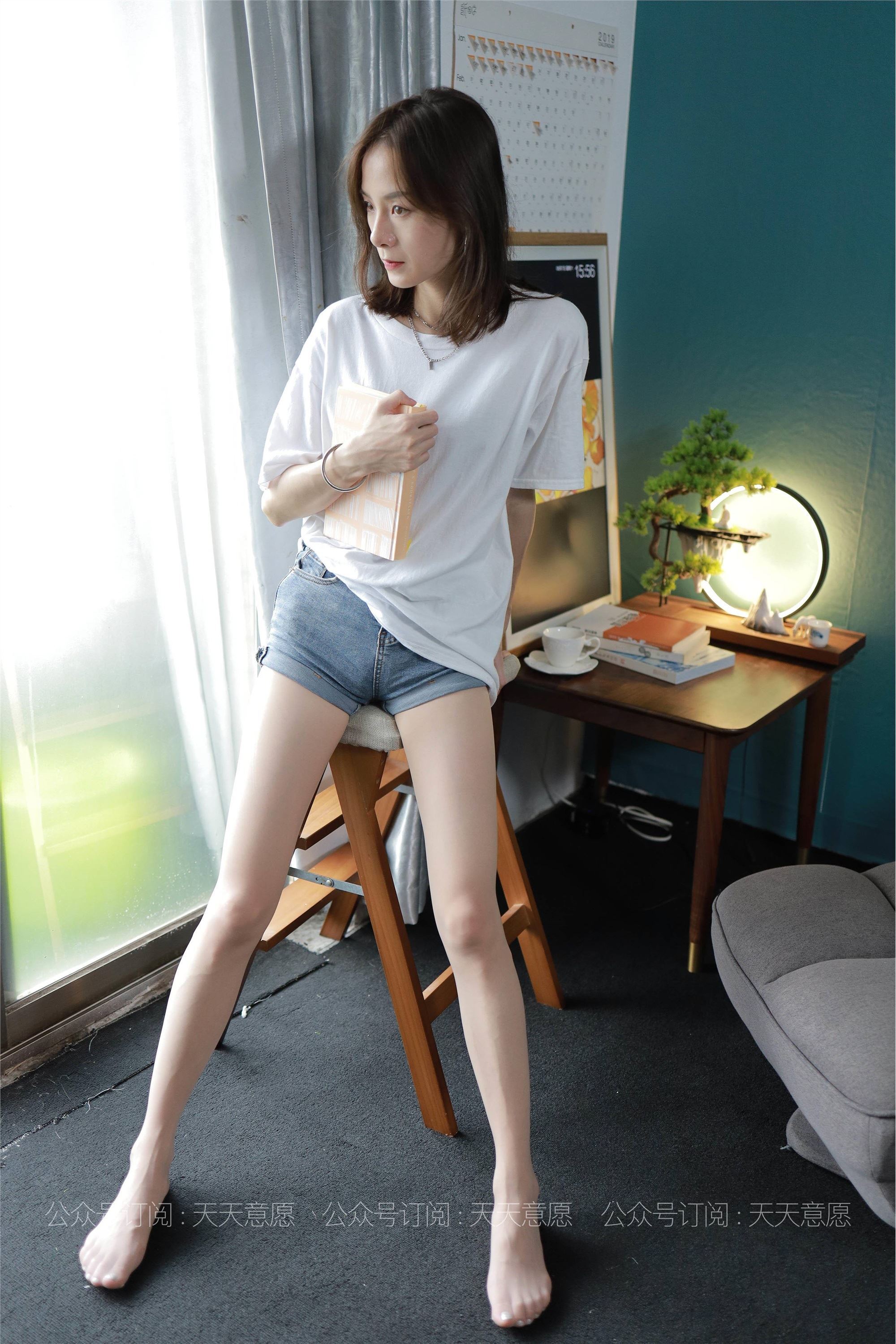 IESS异思趣向  2021.08.03 丝享家878：小六《邻家少女爱看书》